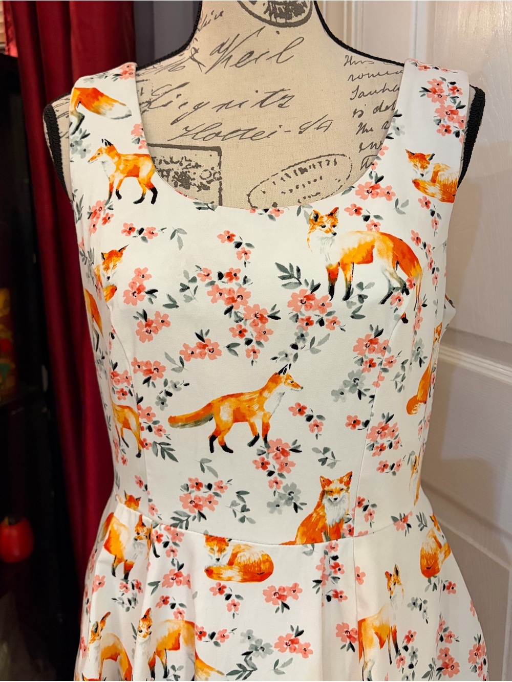 Y2K-Vintage IXIA ModCloth Fit-and-Flare Multicolor Floral Fox Print Dress - Picture 2 of 8